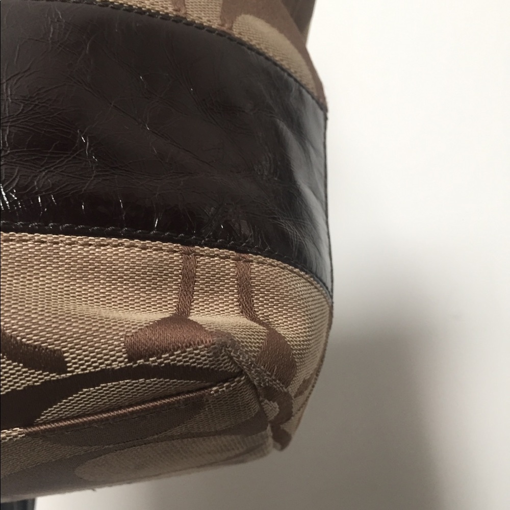 Coach Bag - Picture 4 of 8